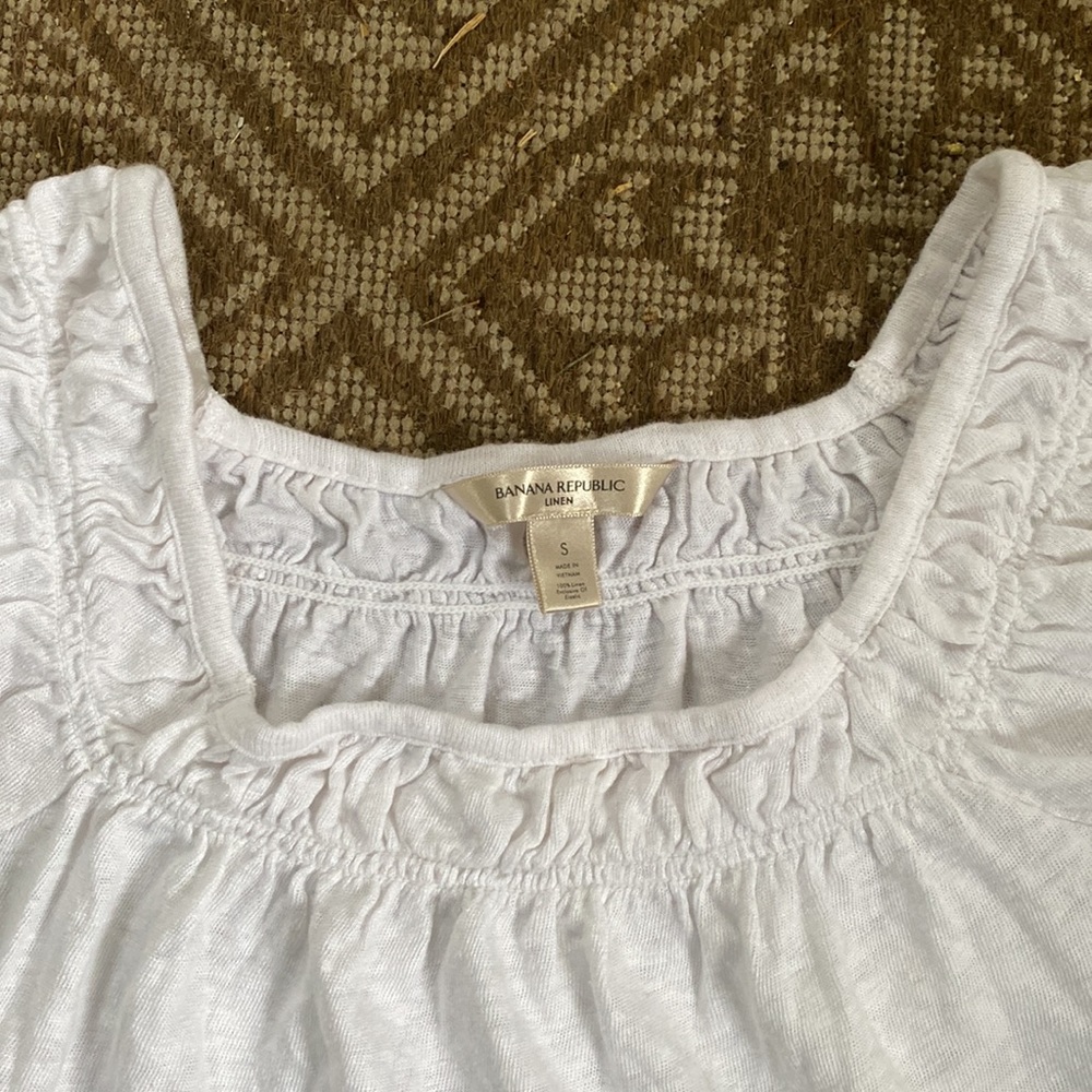 Banana Republic top - Picture 2 of 3